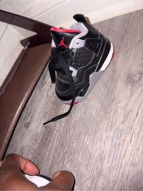 Toddler Black/Red Basketball Shoes